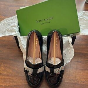 Very good condition Kate Spade heels. Too big for me, after wearing them once.